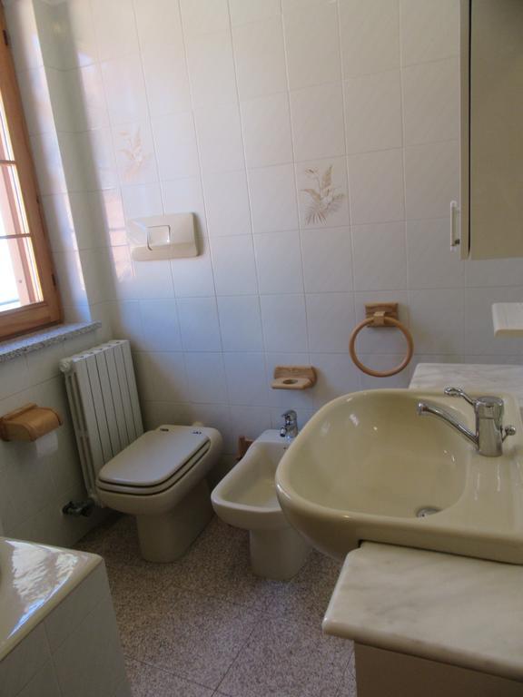 Casa Elisa Apartment สเตรซา ภายนอก รูปภาพ